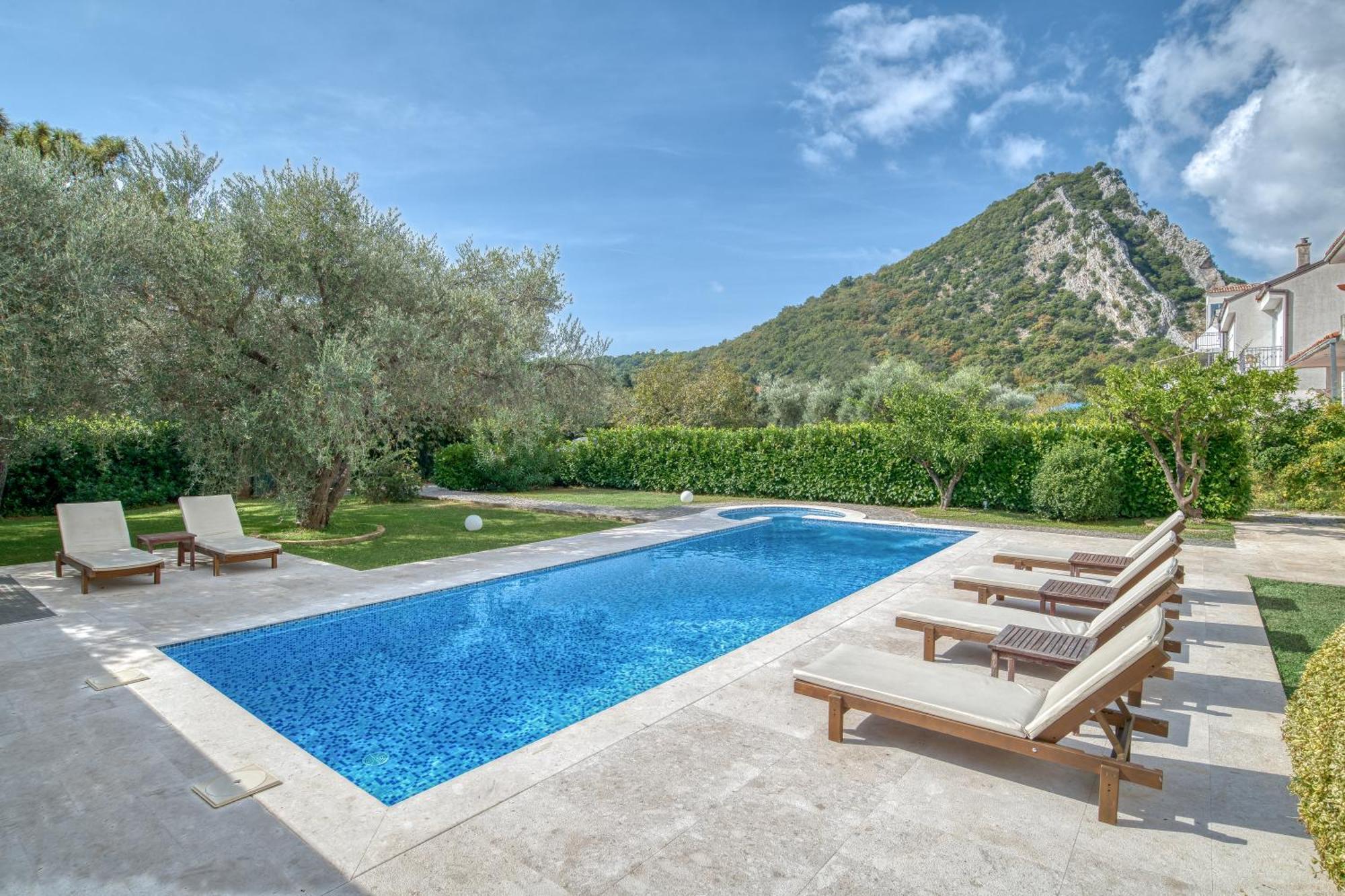 Villa Zen Port Petrovac Luaran gambar